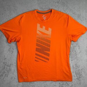 Nike Dri-Fit T-Shirt Mens XL Orange Spellout Graphic Logo Short Sleeve Casual
